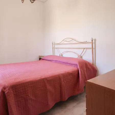3 Bedroom Awesome In Capaccio Scalo Holiday home *
