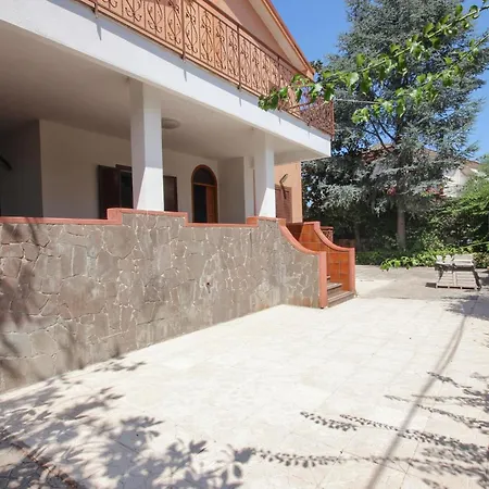 Holiday home 3 Bedroom Awesome In Capaccio Scalo